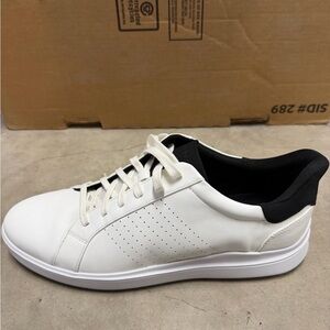 Men's White and Black Sneakers